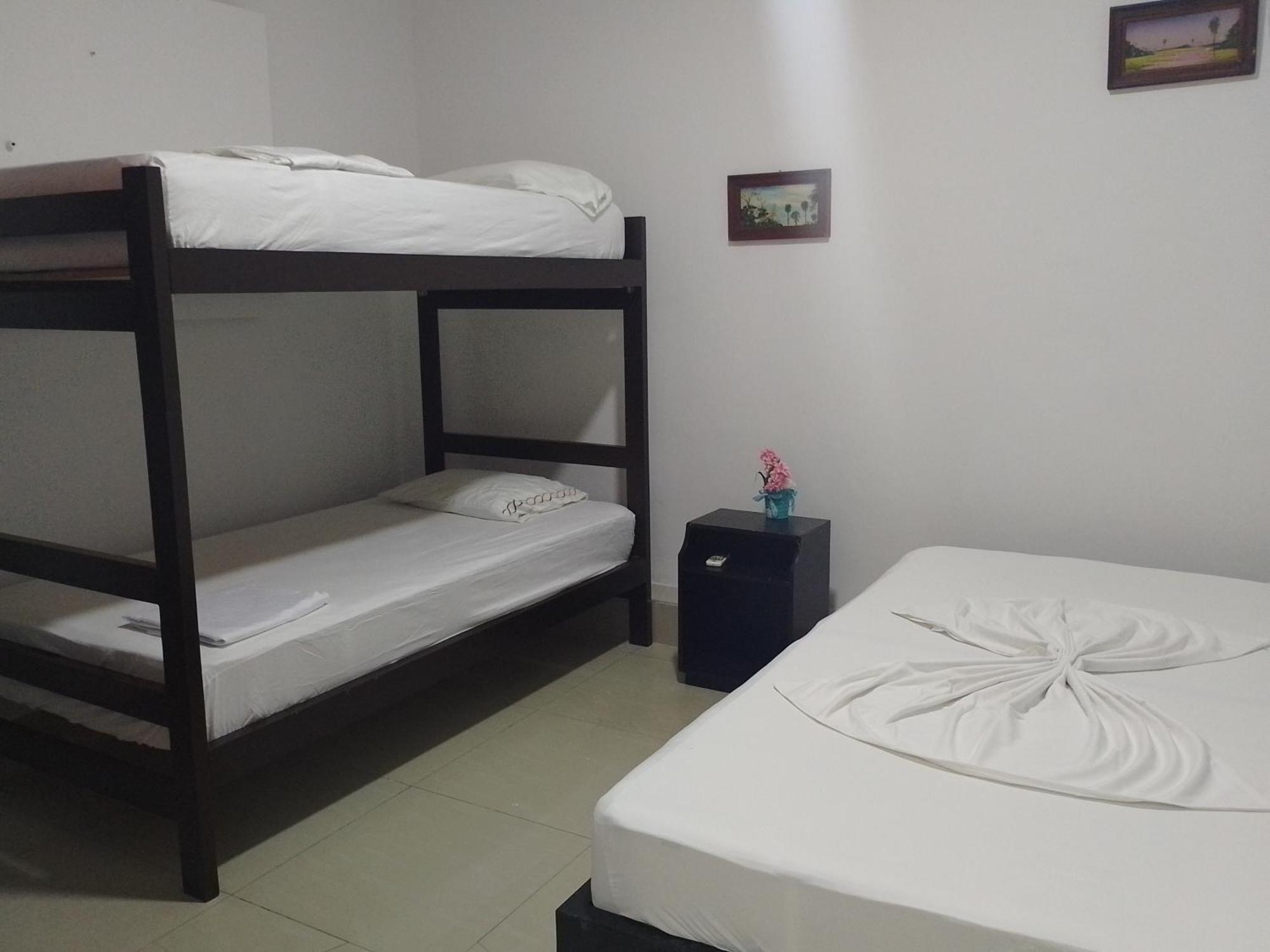 Hospedaje Casa Cultural Saberes Неива Екстериор снимка